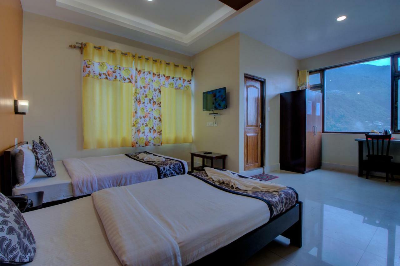 Maplewood Hotel & Spa Gangtok Extérieur photo