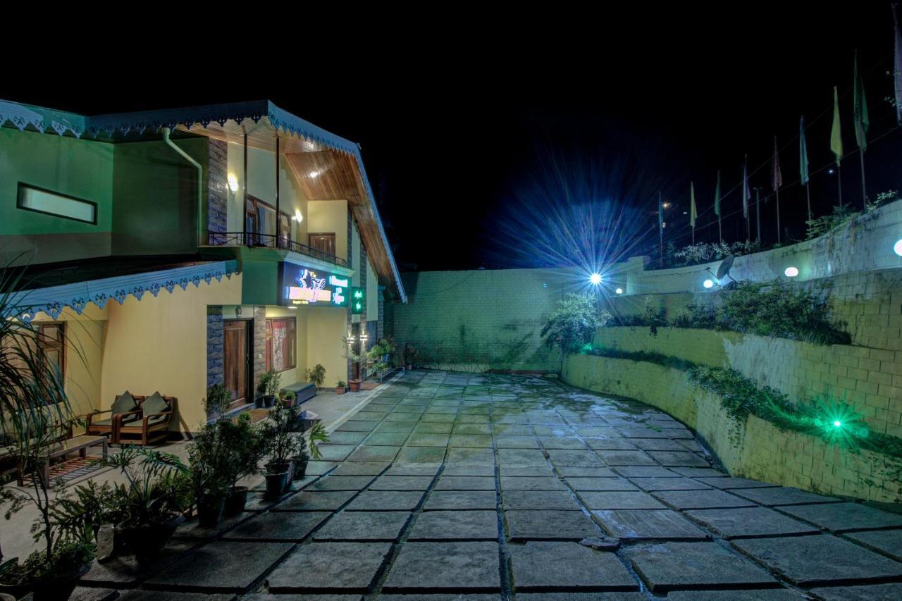 Maplewood Hotel & Spa Gangtok Extérieur photo